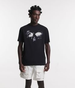 Camiseta Relaxed em Meia Malha com Estampa de Caveira
