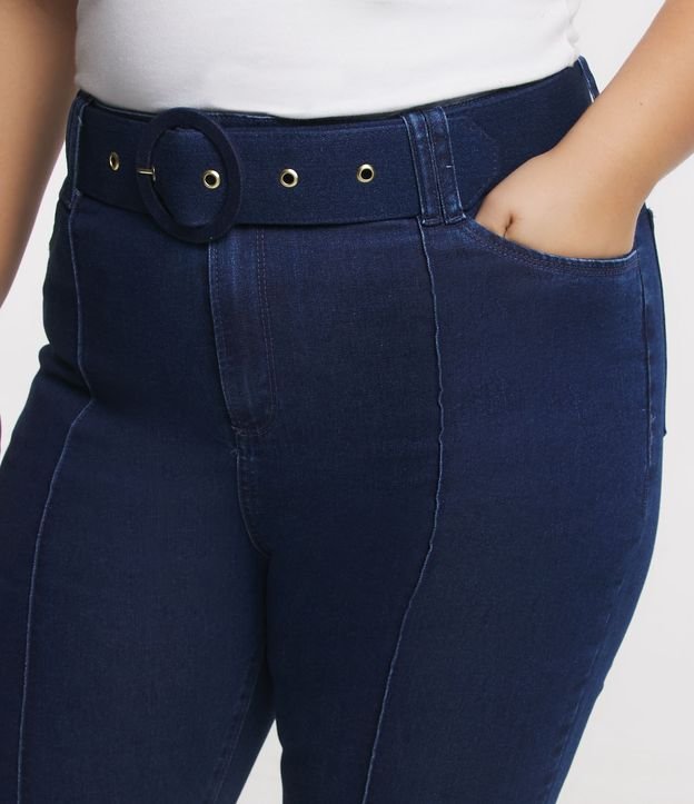 Calça Flare Jeans com Cinto e Fivela Forrada Curve & Plus Azul 4