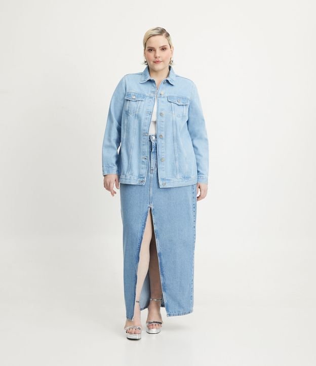 Jaqueta Alongada Jeans com Bolsos Curve & Plus Size Azul 2