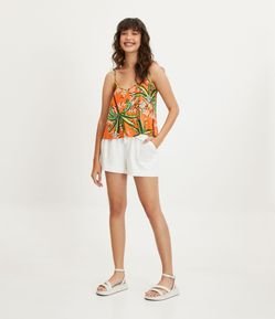 Short em Linho com Cós Franzido e Faixa para Amarração