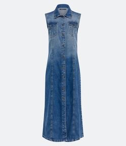 Vestido Longo Sem Manga em Jeans com Bolsos e Recortes