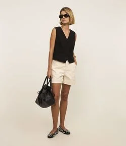 Short Cintura Alta em Sarja com Costura Aparente