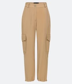 Calça Jogger em Sarja com Bolsos Cargo e Puxador na Barra