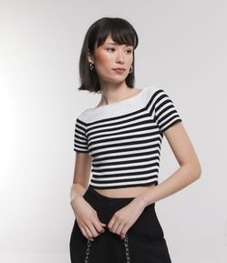 Blusa Cropped em Tricô Ombro a Ombro com Listras
