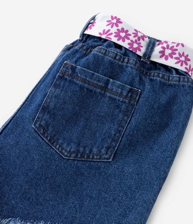 Short Cintura Alta Infantil em Jeans com Cinto Estampado e Puídos - Tam 5 a 14 Anos Azul 3