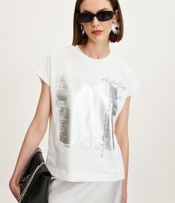 Blusa Manga Curta em Meia Malha com Bloco de Cor de Foil