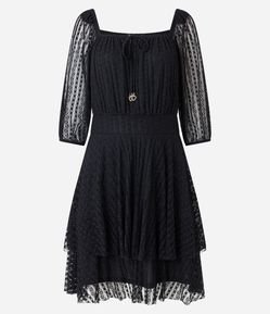 Vestido Curto Manga 3/4 Bufante em Renda Texturizada com Sobreposição