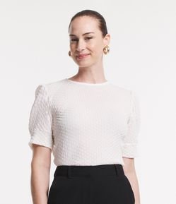 Blusa com Malha Texturizada e Manga Curta Bufante com Botõezinhos