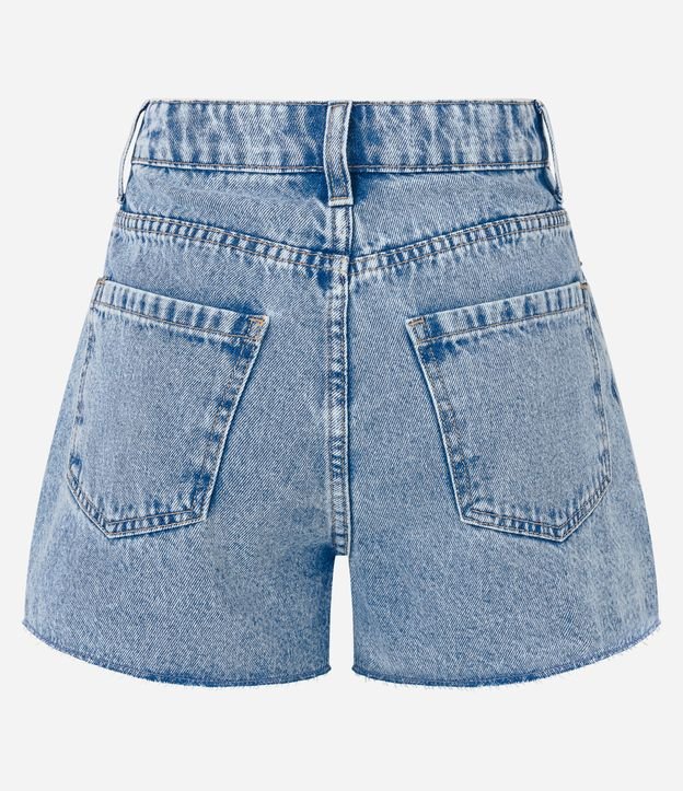 Short Baggy em Jeans com Pences e Pingente de Tucaninho Azul 6