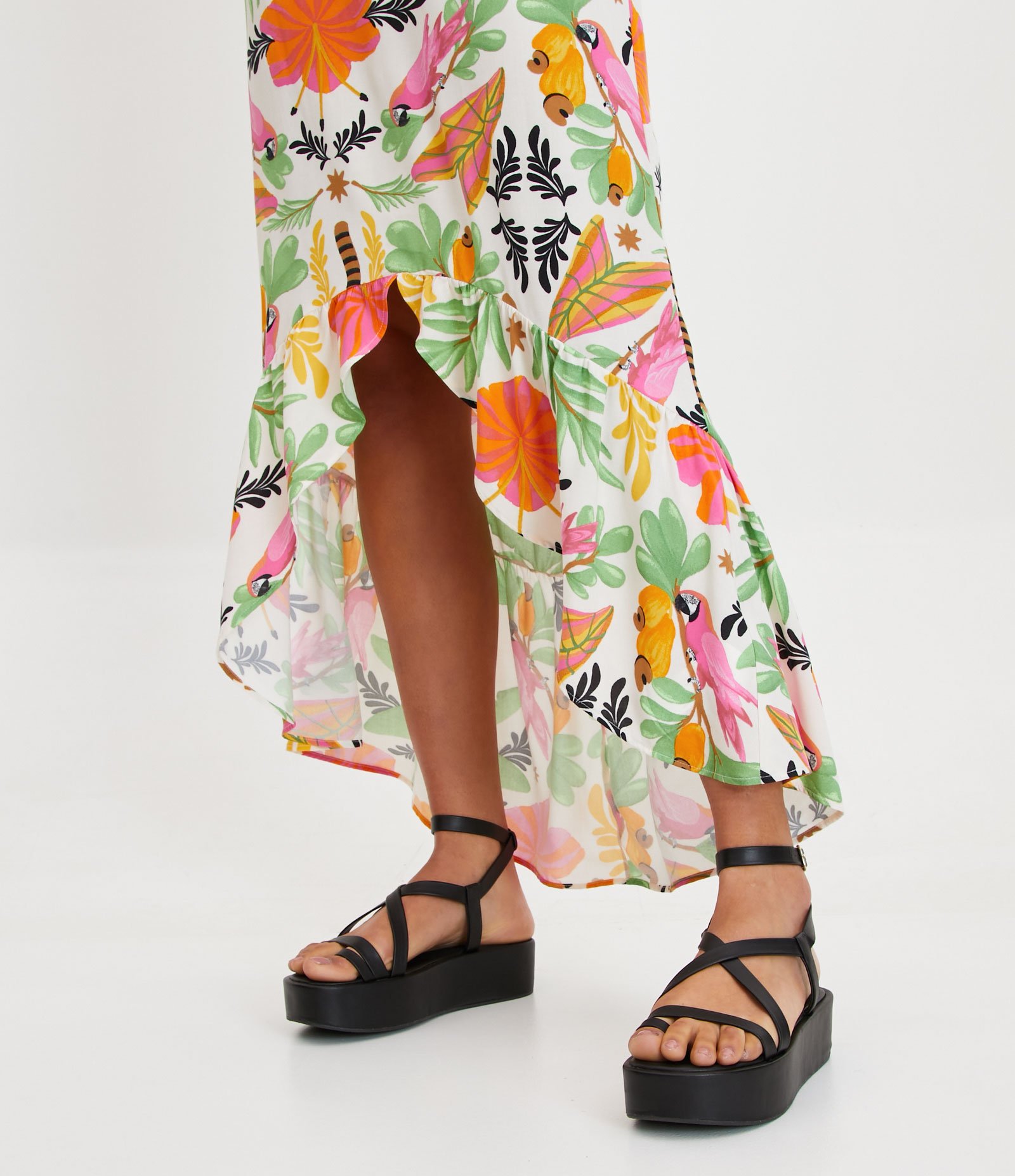 Vestido New Midi em Viscose com Estampa Tropical Multicores 4