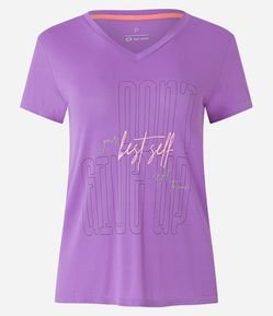 Camiseta Esportiva em Crepe com Estampa Lettering Don't Give Up