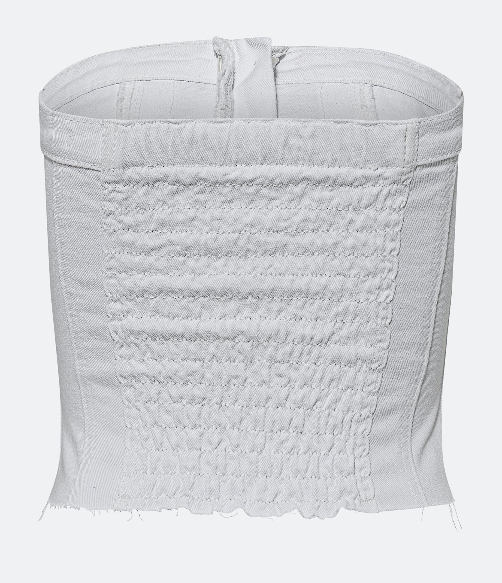 Blusa Cropped em Jeans com Decote Tomara que Caia e Barra a Fio Branco 6