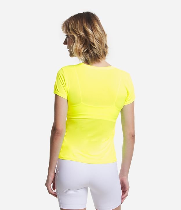 Camiseta Esportiva em Crepe com Estampa Lettering Training Amarelo 3