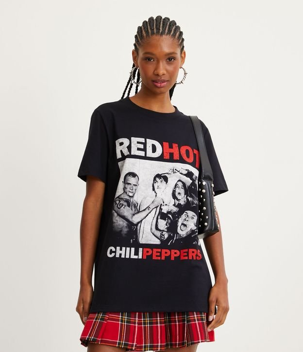 Camiseta Manga Curta em Meia Malha com Estampa Red Hot Chilli Peppers Preto 1