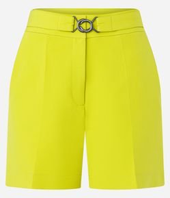 Short Alfaiatado com Cinto Elástico de Metal e Bolsos