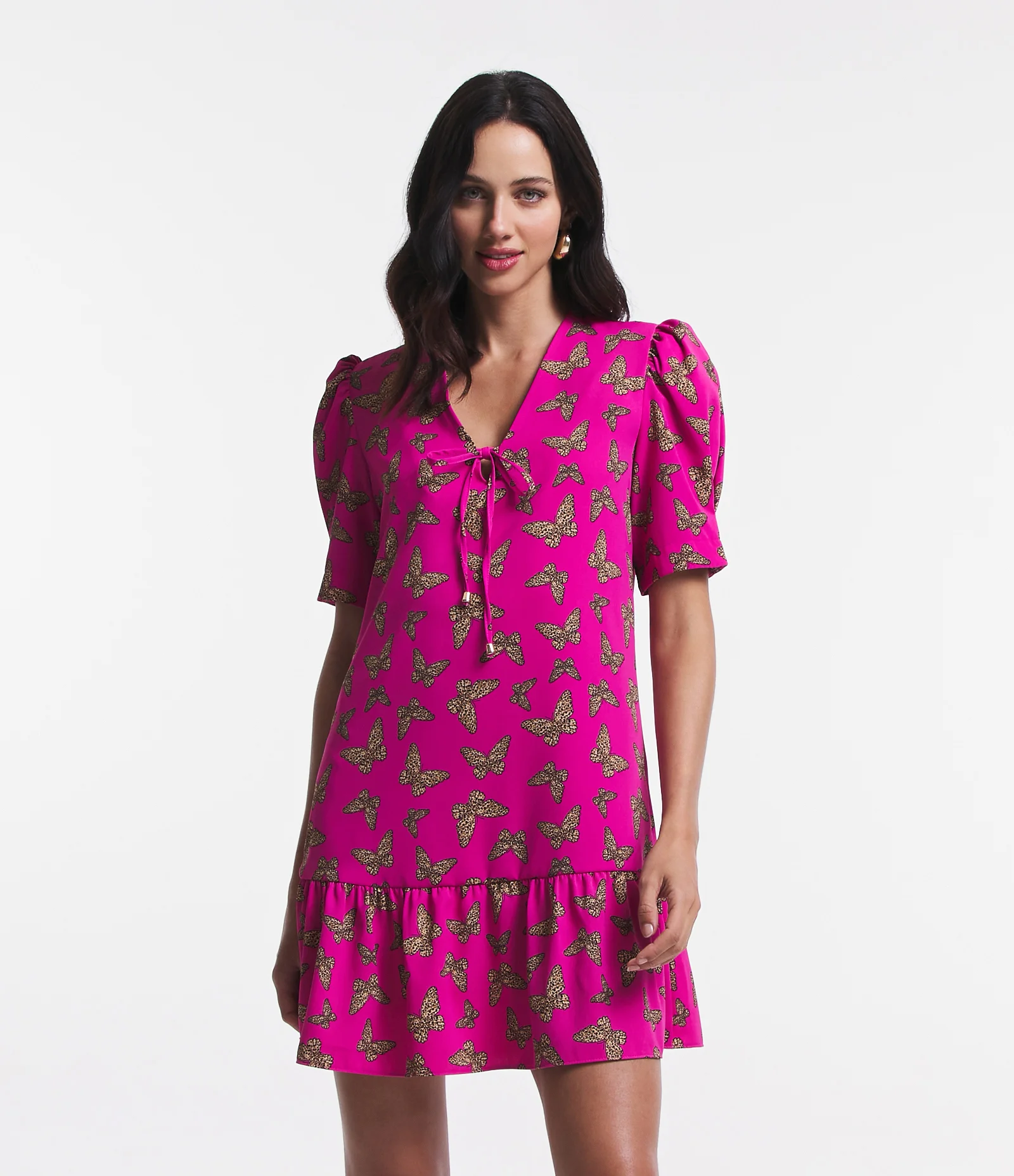 Vestido Curto Manga Bufante em Crepe com Borboletas Estampadas Rosa 1