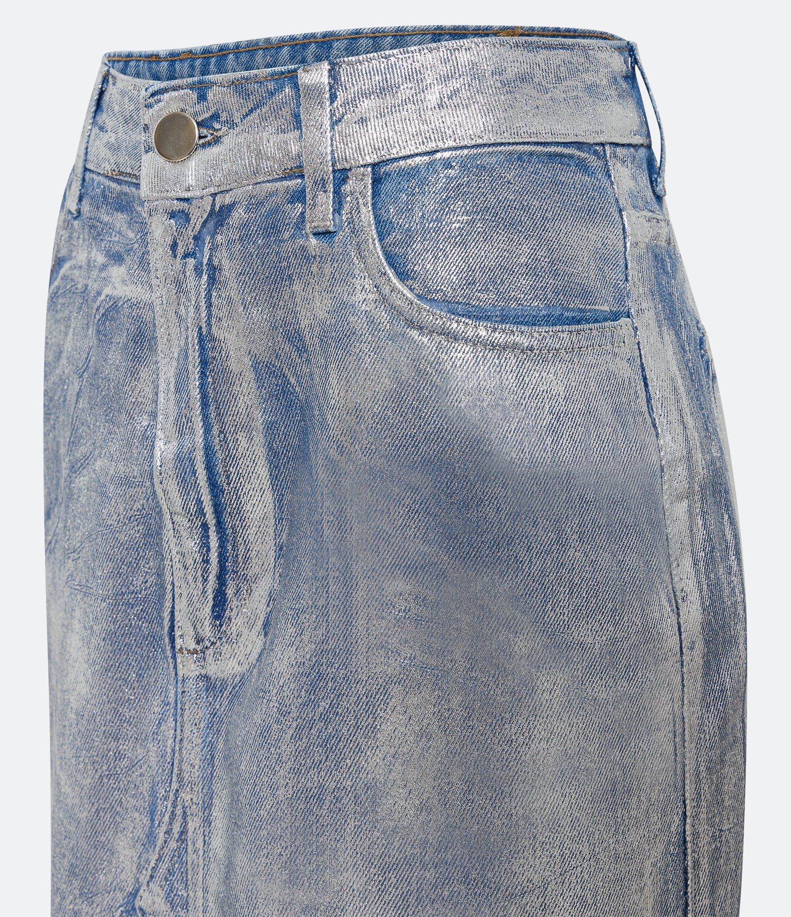 Saia Midi Jeans com Fenda Frontal e Efeito Metalizado Prata 3