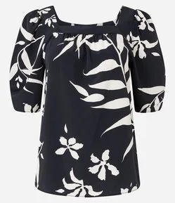 Blusa Manga Curta em Crepe com Folhages Estampadas