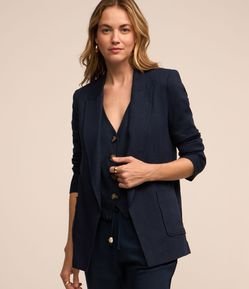 Blazer em Viscose com Forro Listrado