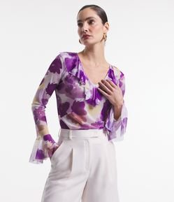Blusa Manga Longa em Tule Floral Aquarelado com Babados Jabô