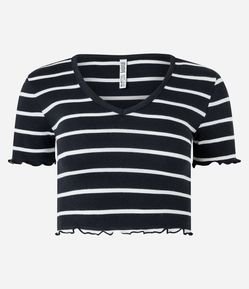 Blusa Cropped em Ribana Listrada com Frufru nas Mangas e Barra