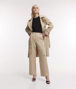 Calça Alfaiatada em Algodão com Pregas e Bolsos Cargo