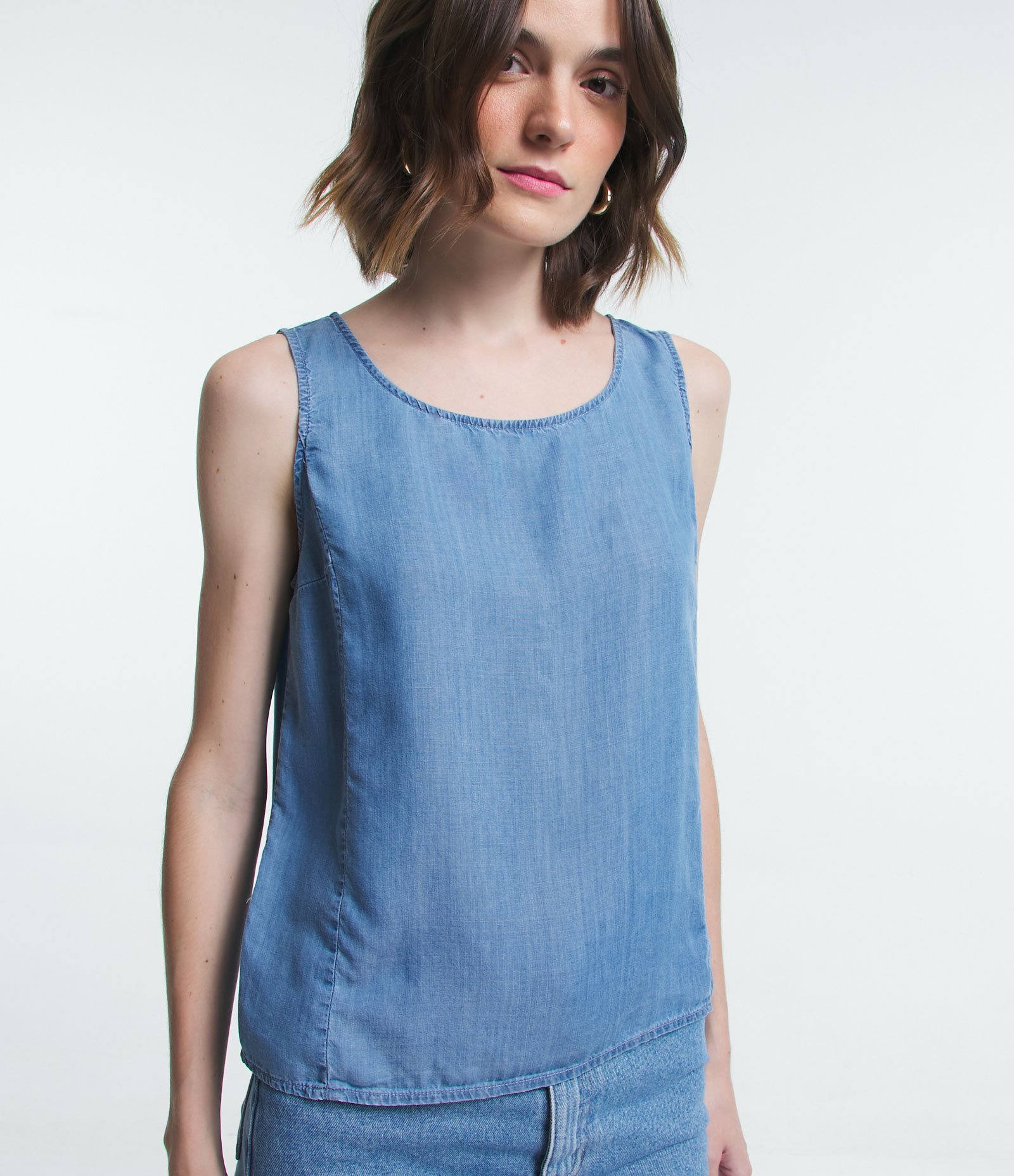 Blusa Sem Manga em Jeans com Decote U Azul 3