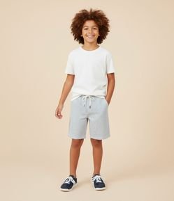 Bermuda Infantil Texturizada com Estampa Listrada - Tam 5 a 14 anos