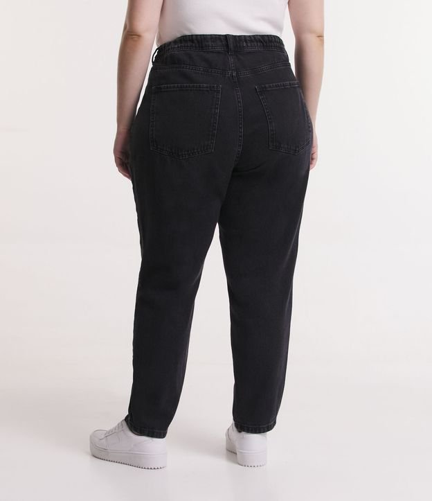 Calça Mom Jeans com Botões Frontais Curve & Plus Size Preto 3