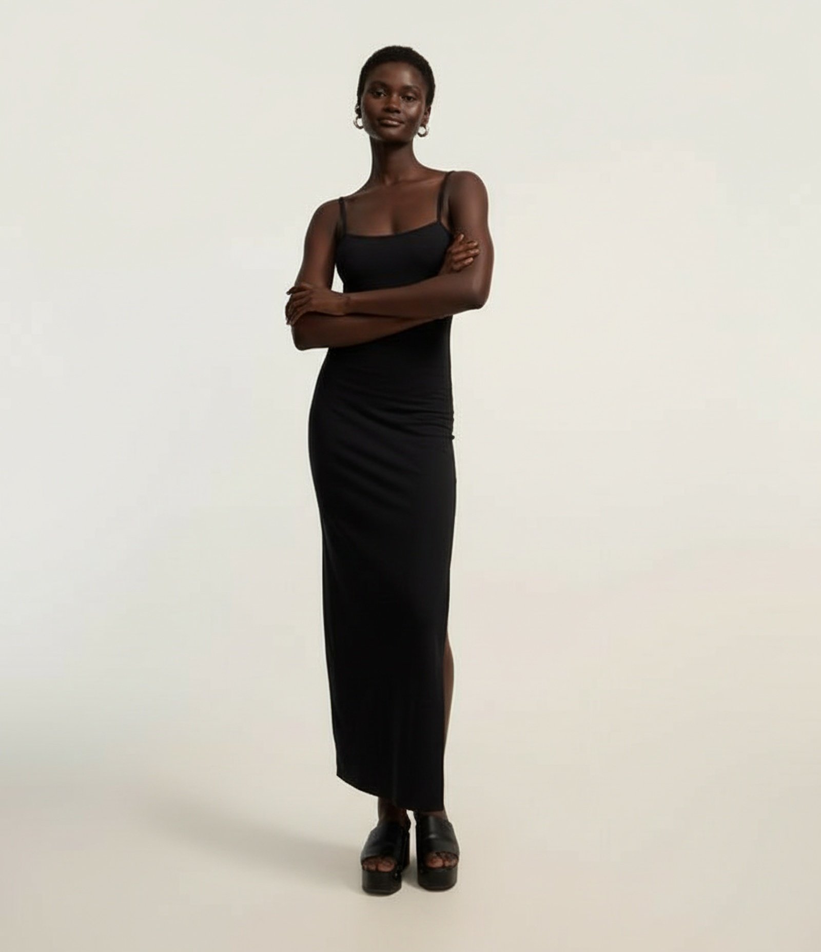 Vestido Longo em Cotton com Fenda na Lateral Preto 5