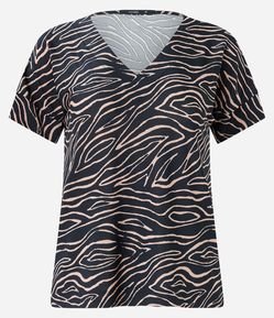 Blusa em Meia Malha com Estampa Animal Print e Brilhos na Manga