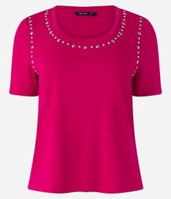 Blusa em Viscose com Brilhos Aplicados na Gola e Cava
