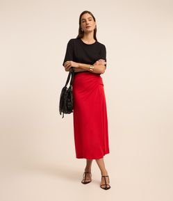 Saia Longa Evasê em Meia Maha com Franzido na Lateral