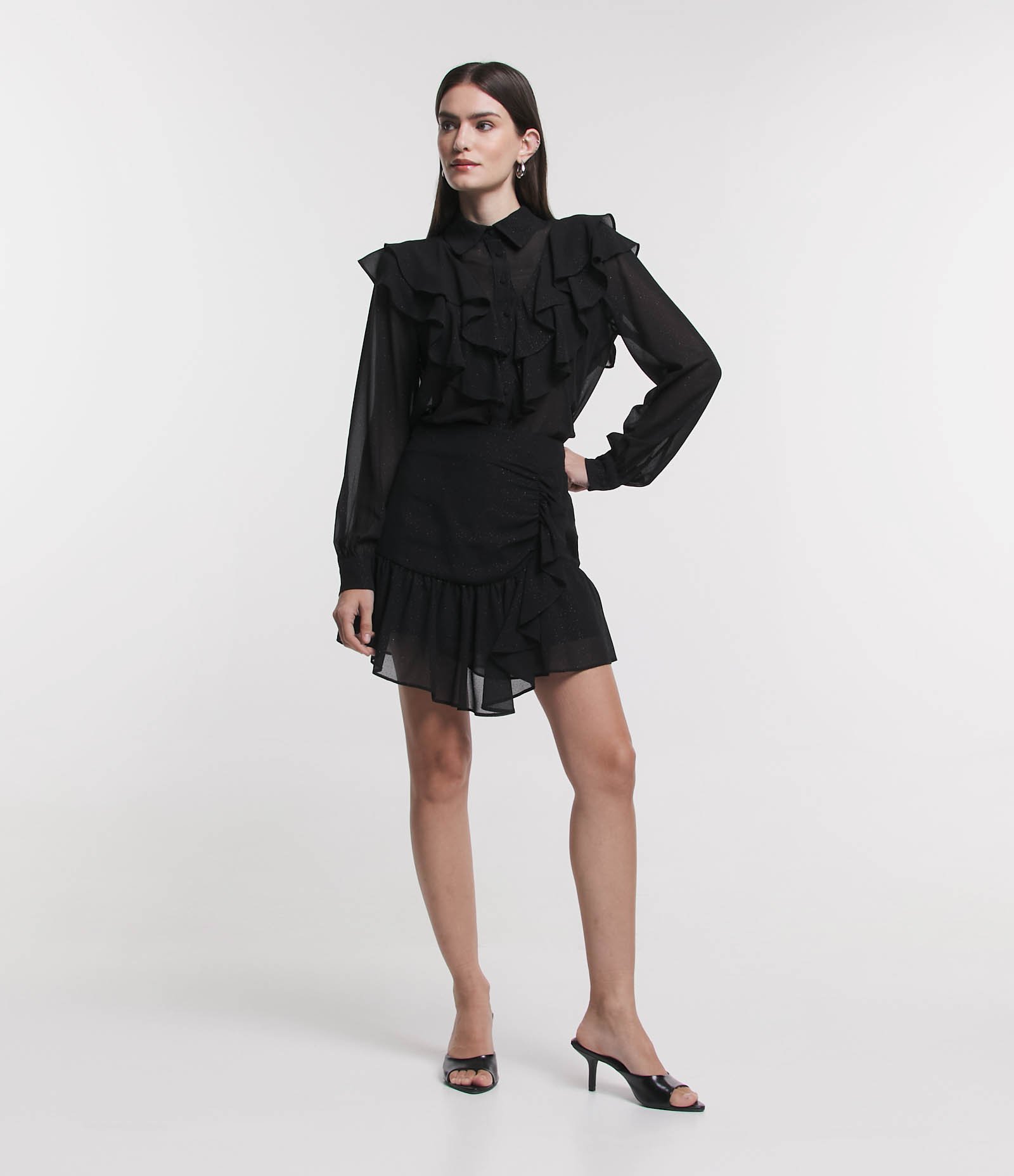 Saia Curta em Chiffon com Babados e Brilhos na Superfície Preto 1