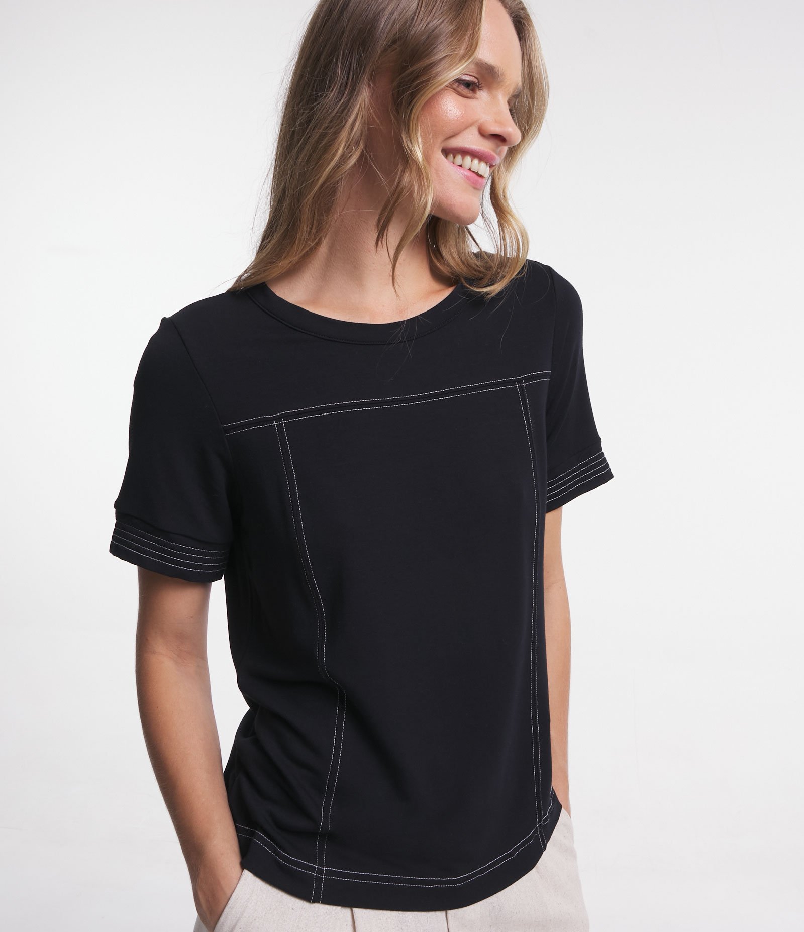 Blusa preta feminina renner fashion