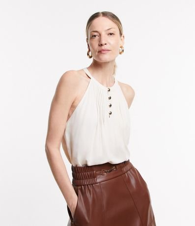 Blusa sem Manga em Viscose com Abotoamento e Detalhe Drapeado Menor preço em Blusa sem Manga em Viscose com Abotoamento e Detalhe Drapeado