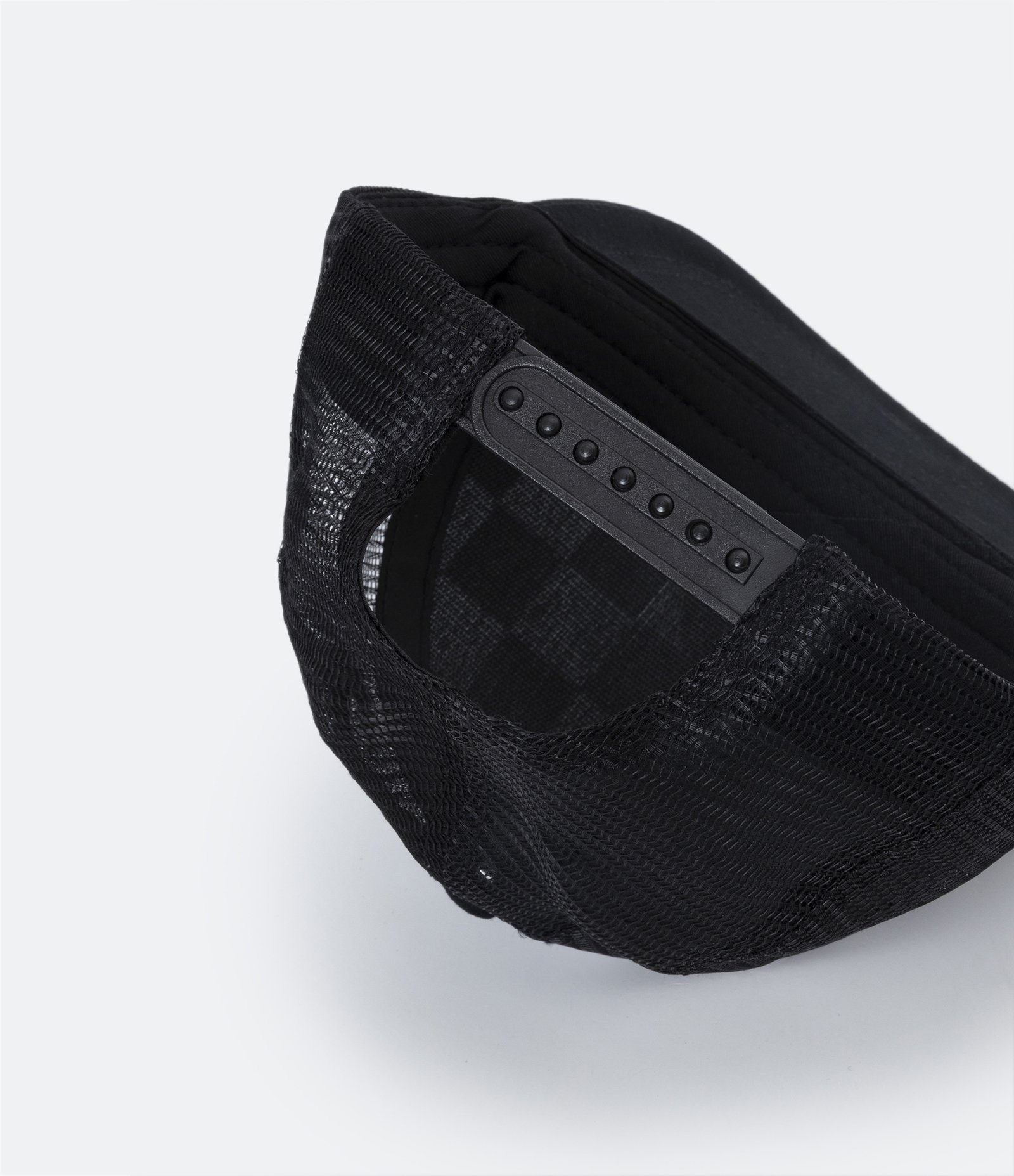 Boné Infantil em Sarja com Estampa Quadriculada e Patch Skate Mood Preto 3