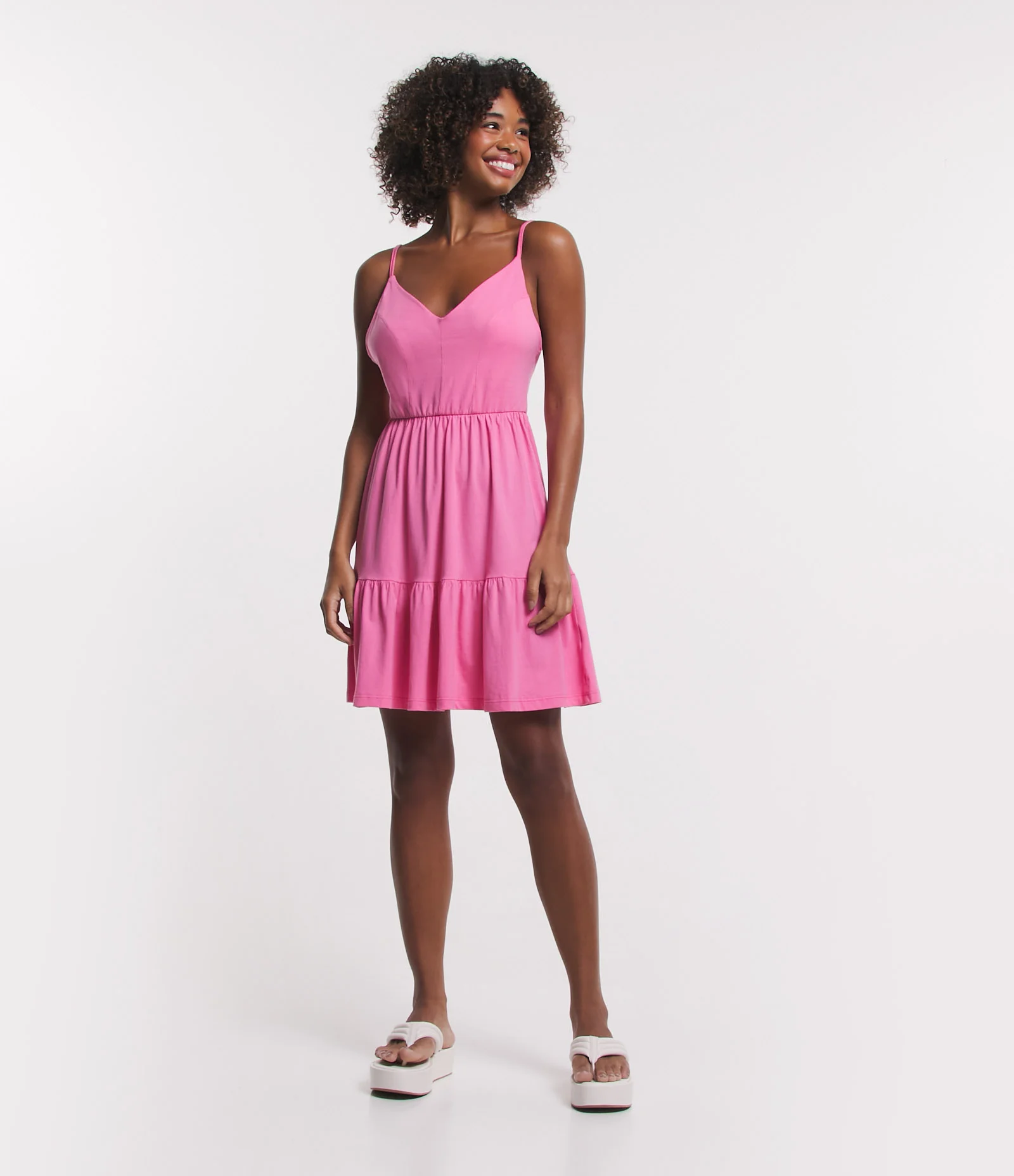 Vestido Curto em Meia Malha com Recortes Franzidos Rosa 1
