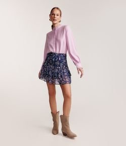 Saia Curta em Chiffon com Babados e Fio Metalizado
