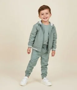 Calça Infantil em Sarja com Bolsos e Recortes - Tam 1 a 5 anos