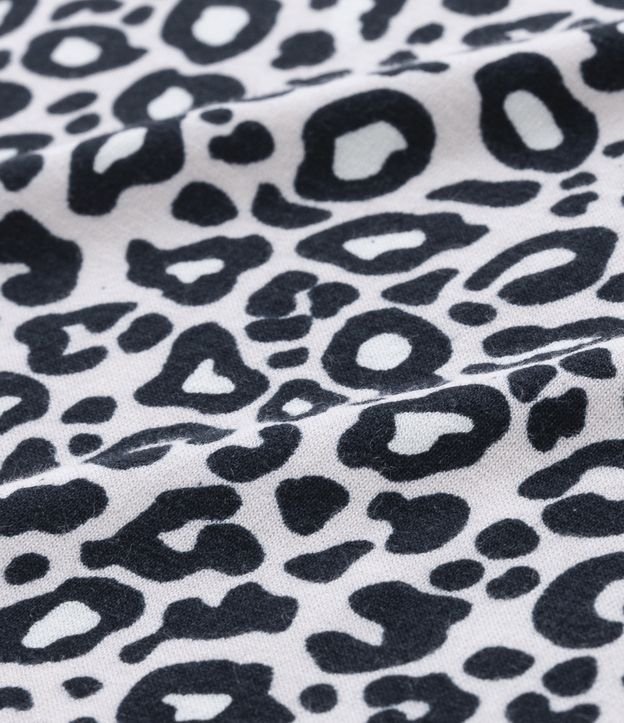 Camisola Curta em Viscose com Estampa Animal Print Curve & Plus Size Preto/ Branco 6