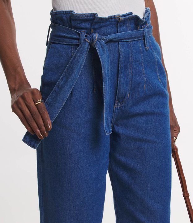 Calça Clochard em Jeans com Faixa para Amarração Azul 4