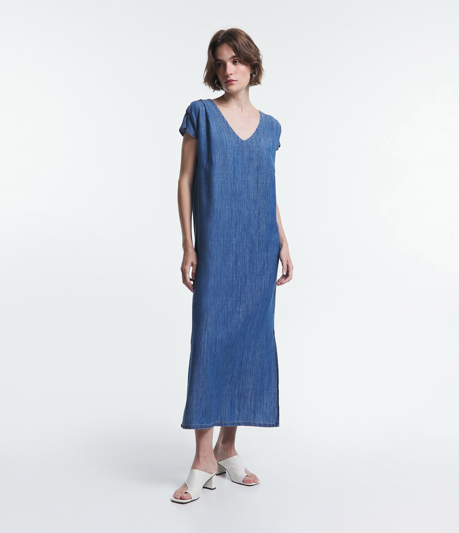 Vestido Longo T-Shirt em Jeans com Fendas Azul 1