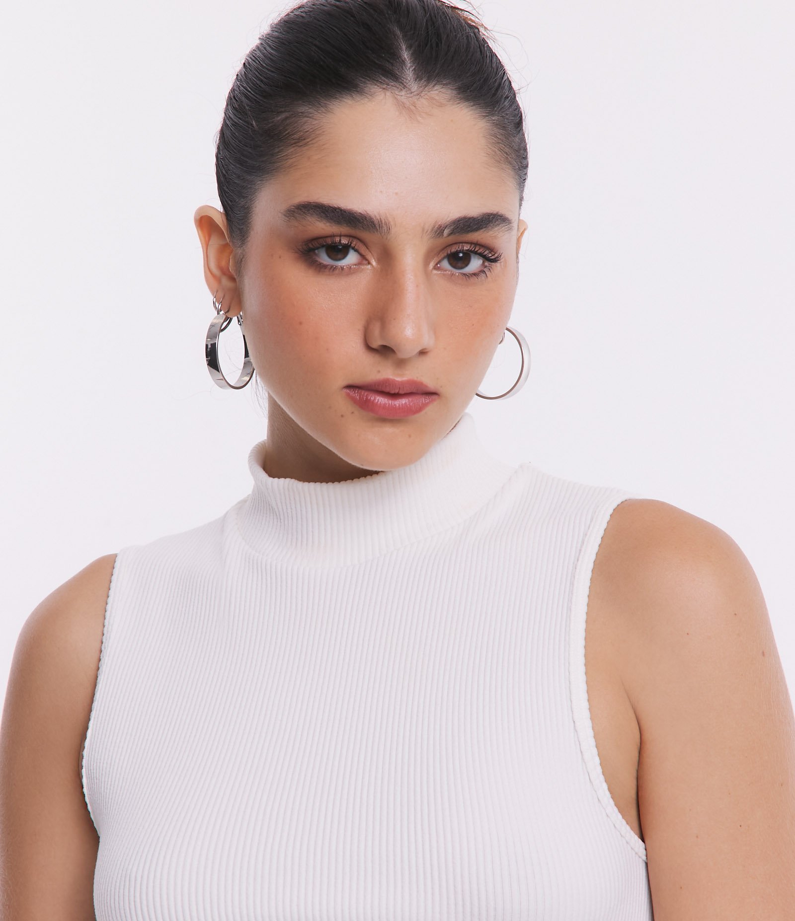 Blusa Regata em Poliamida Canelada Sem Costura e com Golinha Alta Branco 4