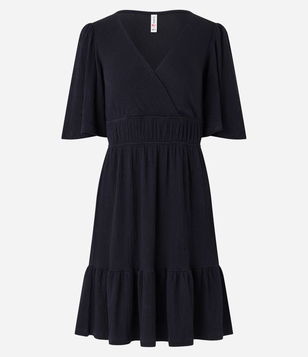 Vestido Curto Texturizado com Manga Godê e Decote Transpassado