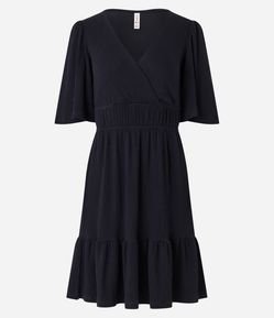 Vestido Curto Texturizado com Manga Godê e Decote Transpassado