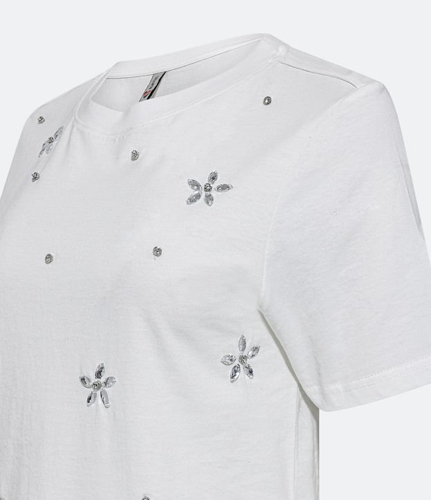 Blusa T-shirt em Meia Malha com Pedrinhas Aplicadas em Formato de Flor Branco 6
