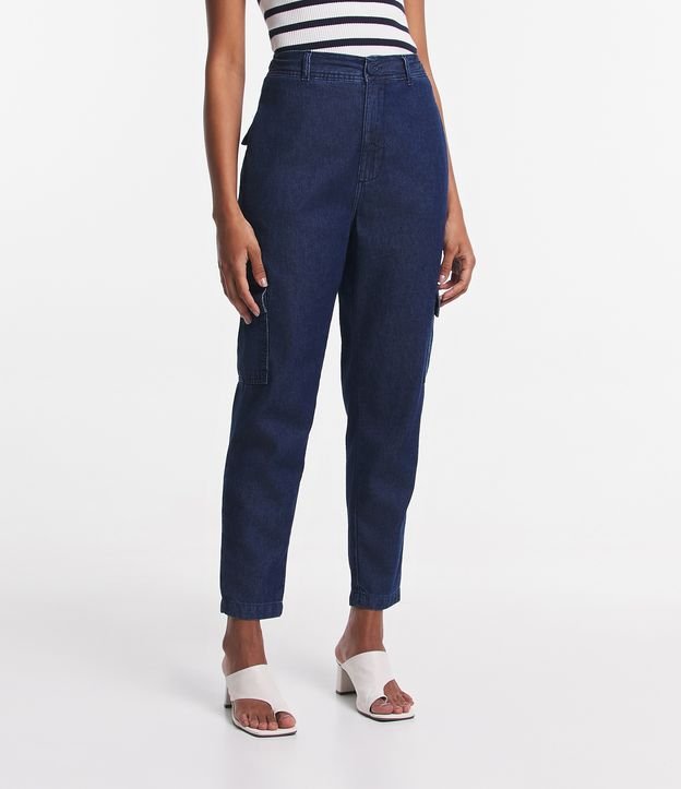 Calça Cargo em Jeans com Bolsos Laterais e Lapelas Dianteiras Azul 2