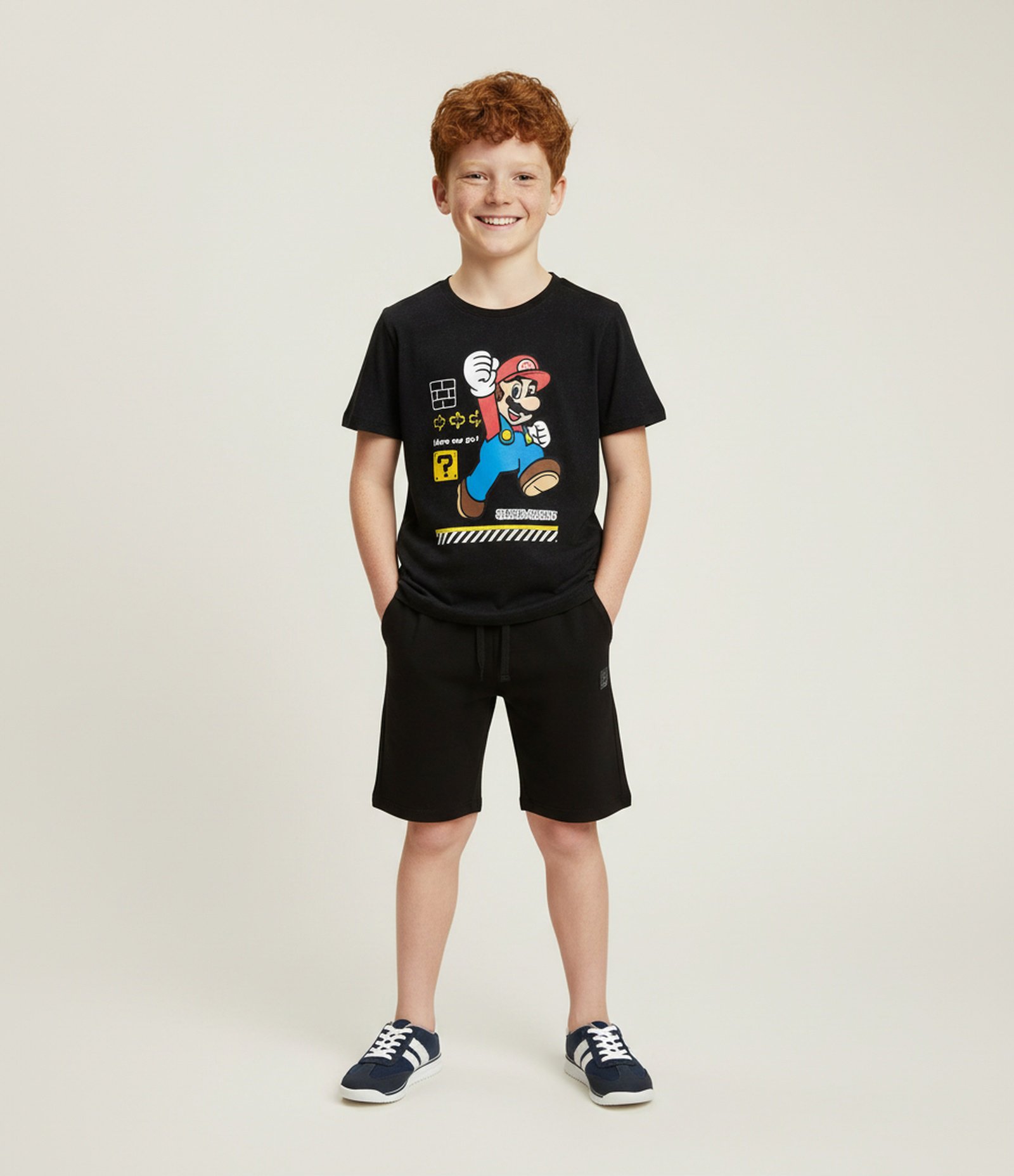 Camiseta Infantil com Estampa do Mário Bross - Tam 4 a 12 anos Preto 1
