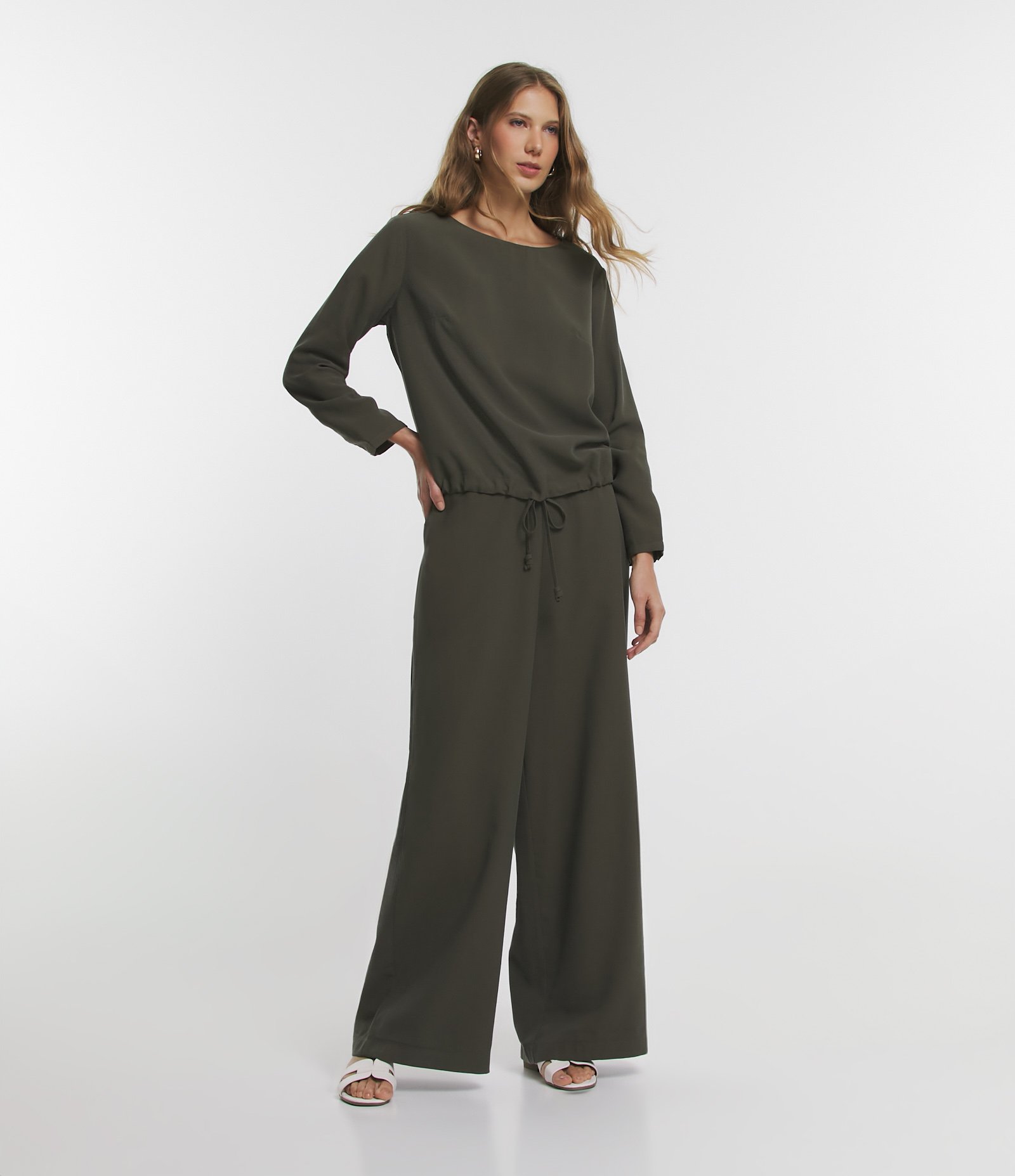 Blusa em Viscose com Amarração na Barra Verde 2